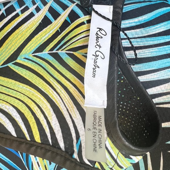 NEW Lambskin Leather Perforated Dress,- Robert Graham, Size 6 - Picture 16 of 16